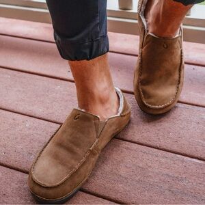 OluKai Kipuka Hulu men’s slippers